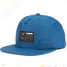 Casquette Snapback réglable Yupoong à 5 panneaux